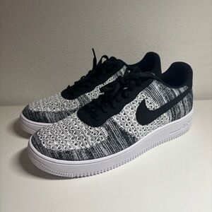 NEW NIKE Air Force 1 Flyknit Low 2.0 Oreo Mens Size 13
